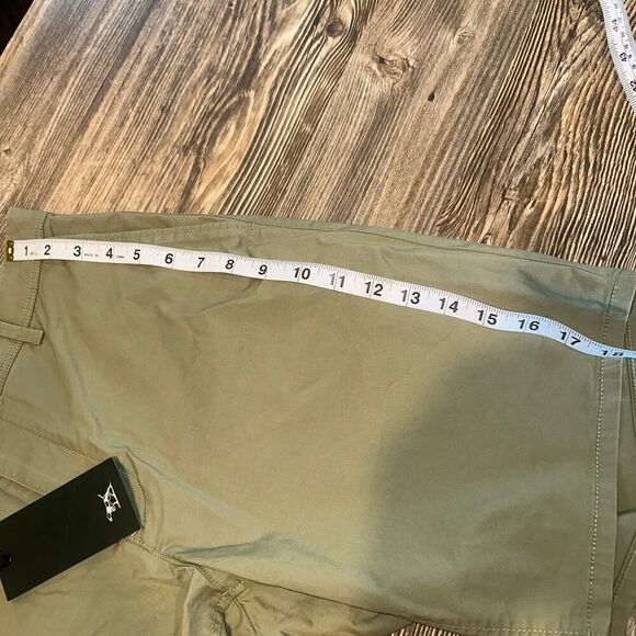 Rodd & Gunn Baylys Beach Men's 9" Inseam Cotton Resort Shorts - Green. Size 30.4 - Picture 8 of 9